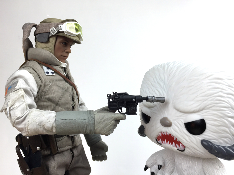 Illustration for article titled Sixth-Scale Hoth Commander Luke Skywalker Never Learns
